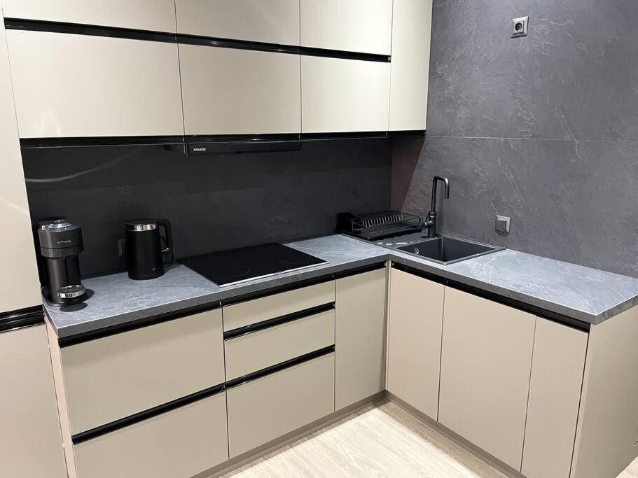 Hermes Cityview Apartment Кишинёв Экстерьер фото