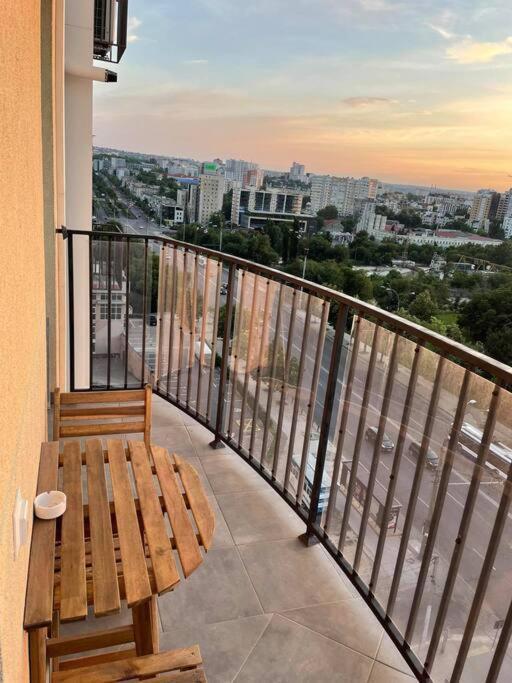 Hermes Cityview Apartment Кишинёв Экстерьер фото